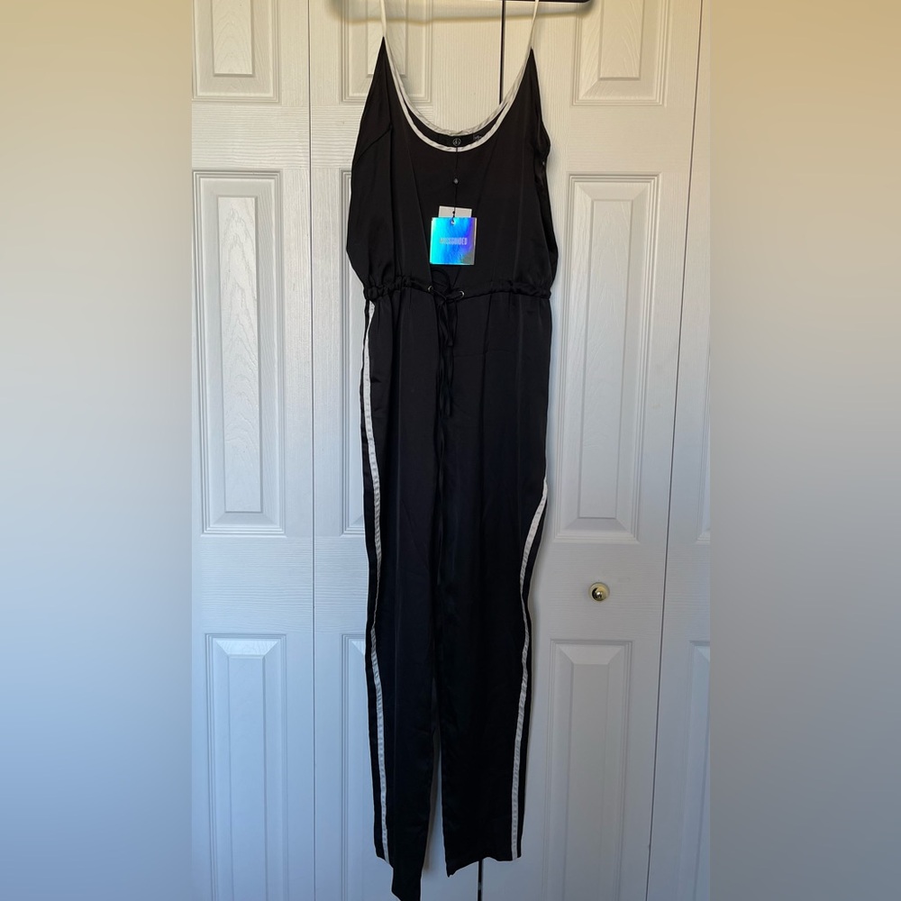 Missguided Satin Jumpsuit new size 8